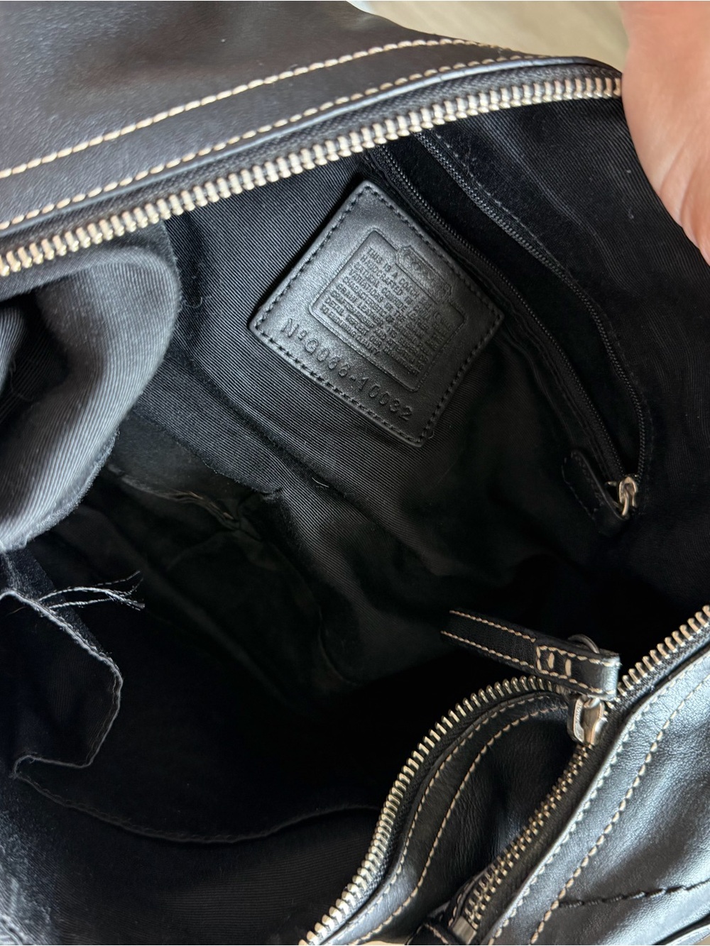 Black Leather Hobo Bag with Contrast Stitching - Picture 6 of 7